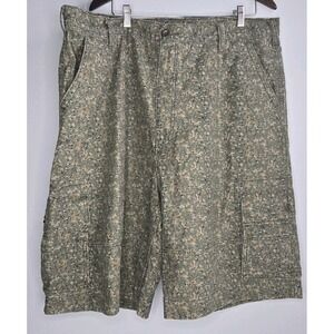 Men's Levi's Digital Woodland Camo White Tab‎ Cargo Shorts Camoflague Size 42